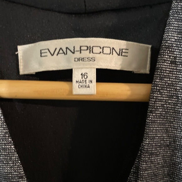 Vintage dark silver formal gown - Picture 3 of 5